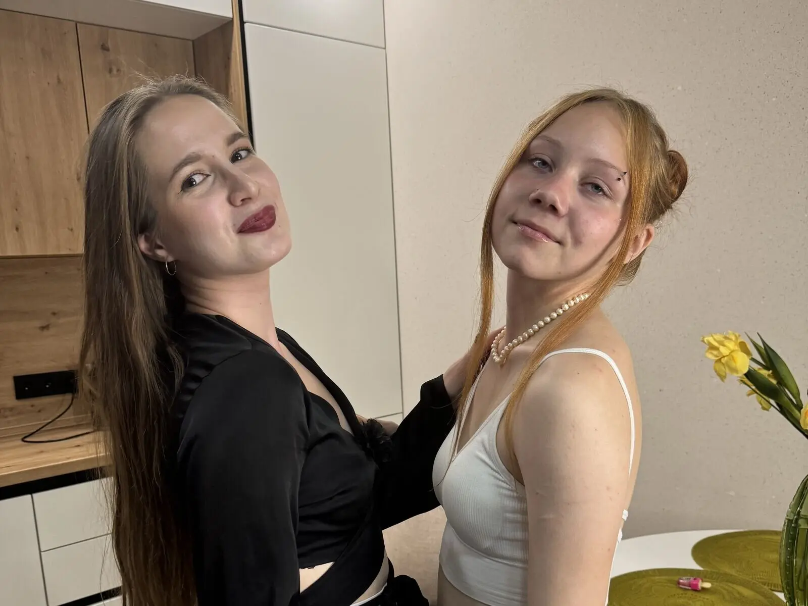 EugeniaAndPetra Porn Show