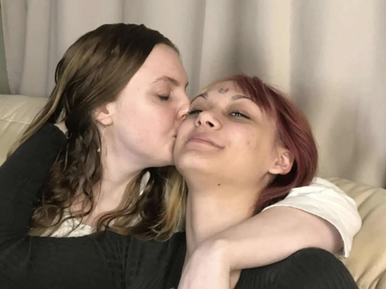 LynetAndMayda Porn Show