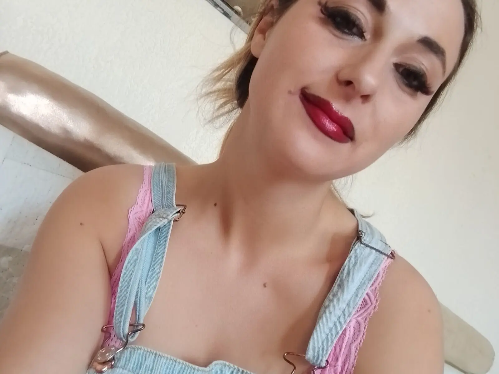 PaulaSelin Porn Show